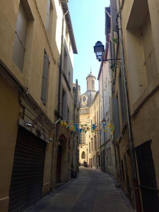 Studio Sous Les Toits Tres Bien Place Et Climatise Montpellier Exterior photo